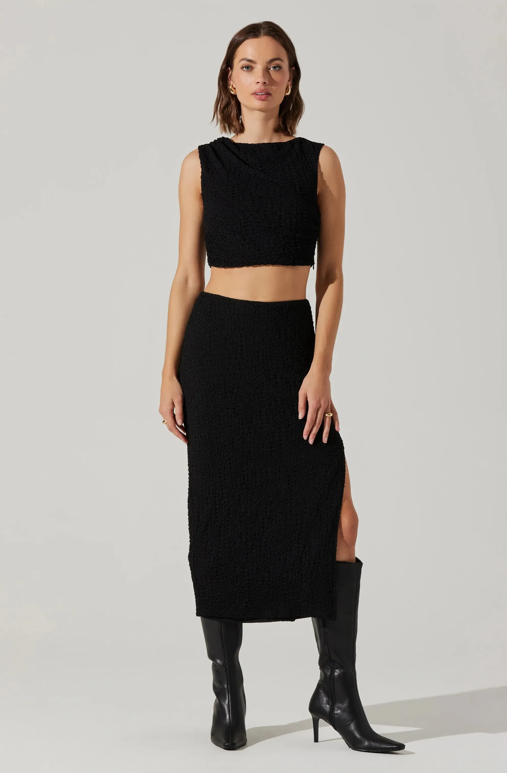 AST Keely Textured Skirt in Black