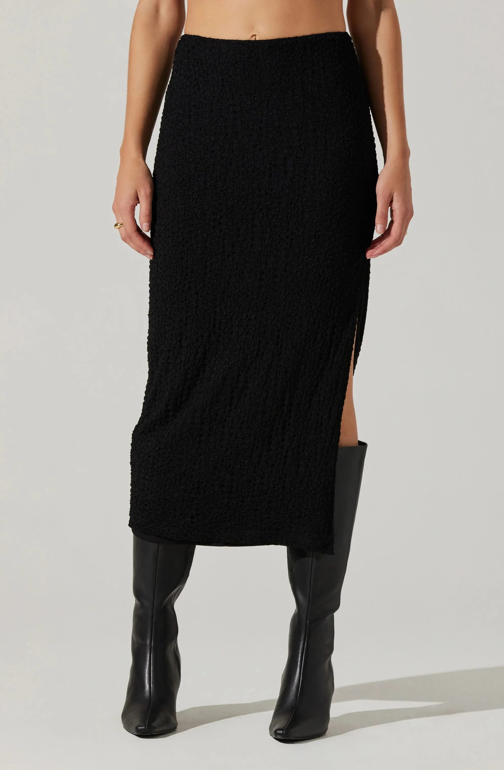 AST Keely Textured Skirt in Black