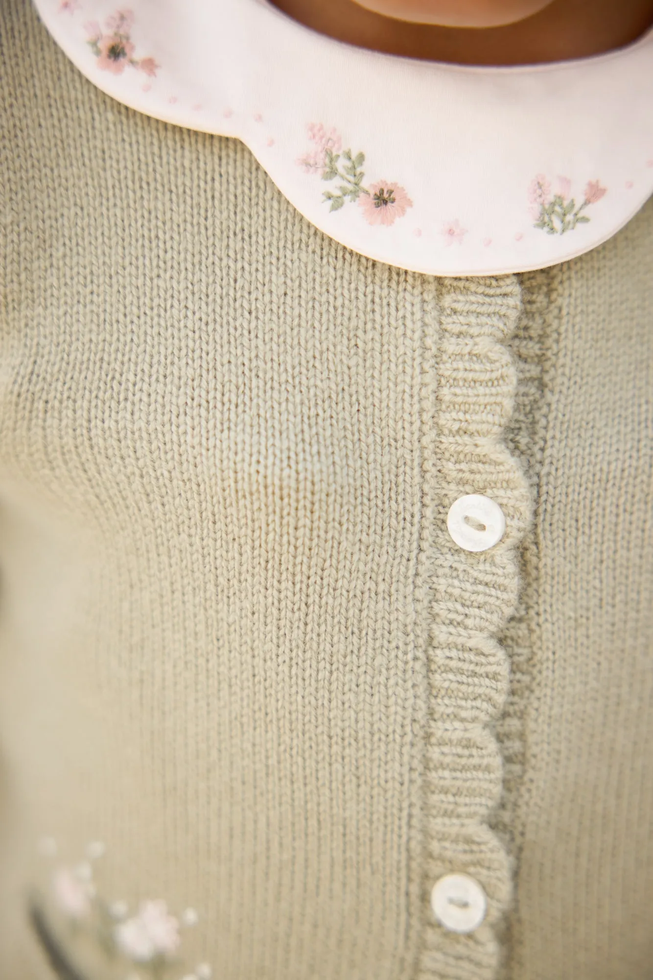 Cardigan - Vert sauge broderie fleurie