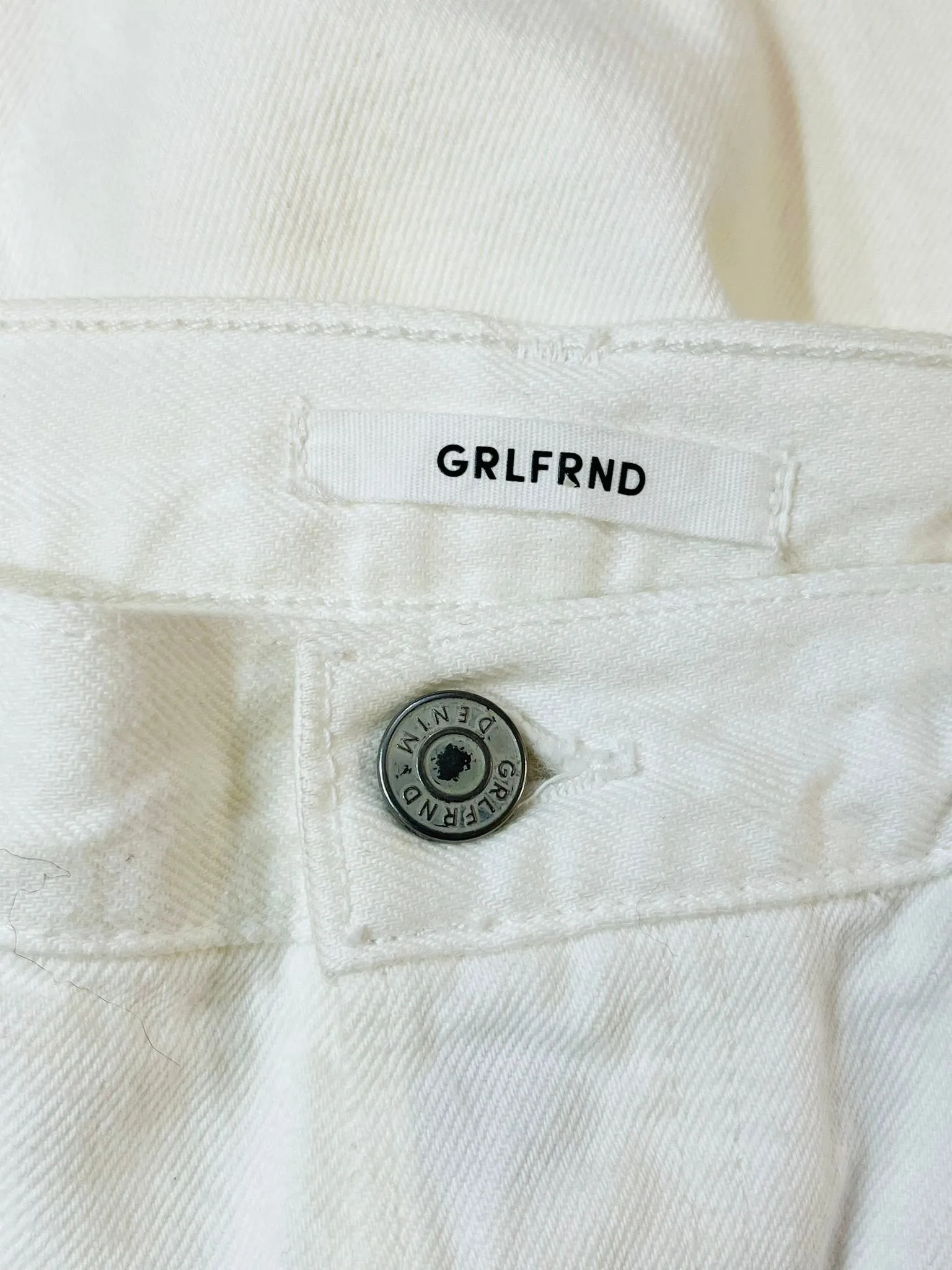 Grlfrnd Cropped Cotton Jeans. Size 31