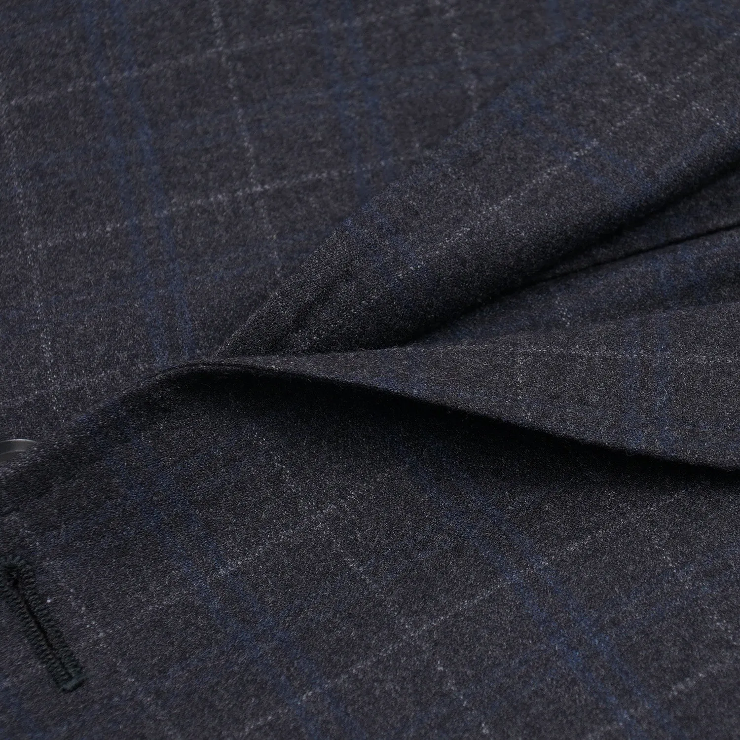 Isaia Extra-Slim Lightweight Flannel Suit