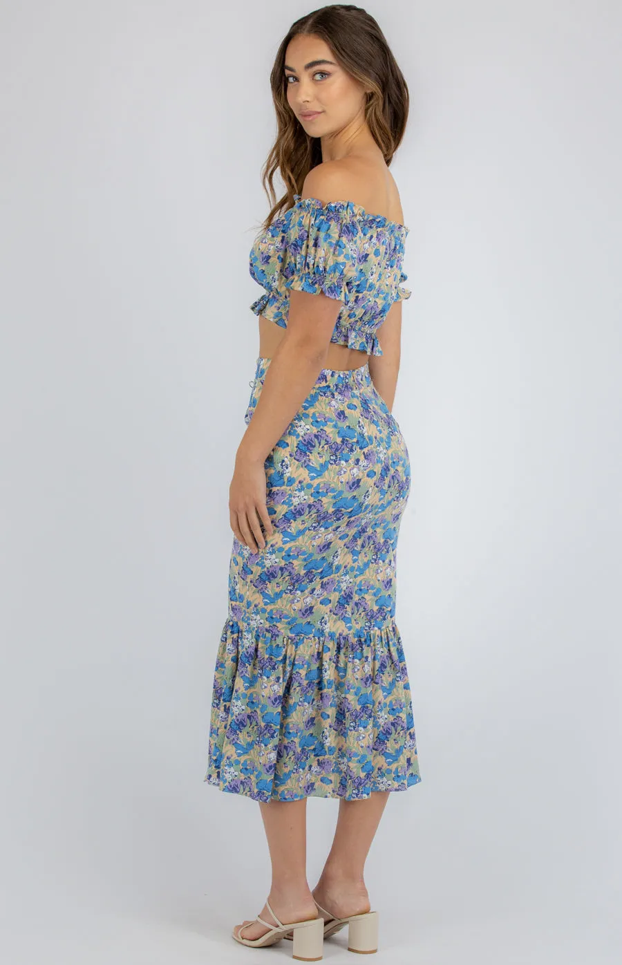 Printed Set With Off The Shoulder Top And Fishtail Skirt perfect for Summer