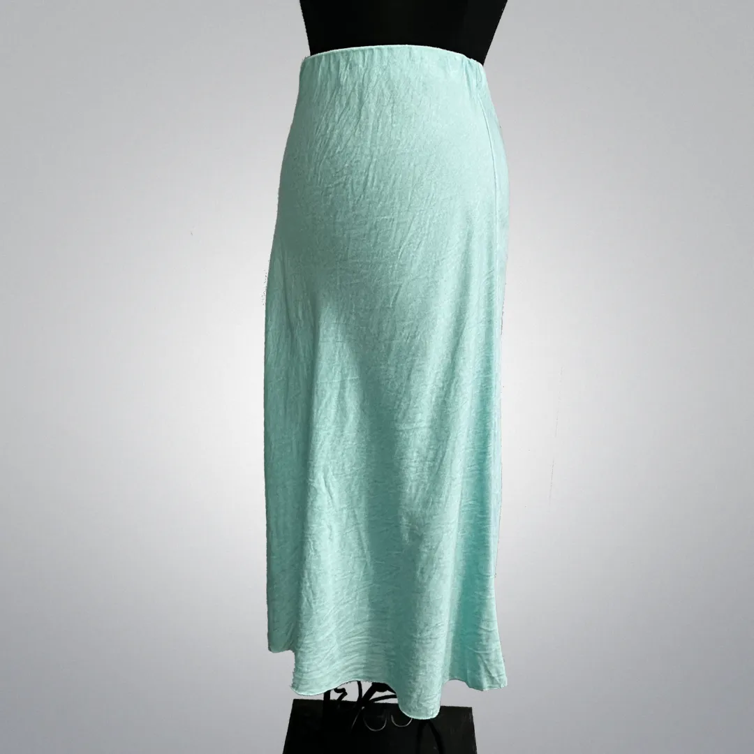 Slim Cut Italian Long Skirt