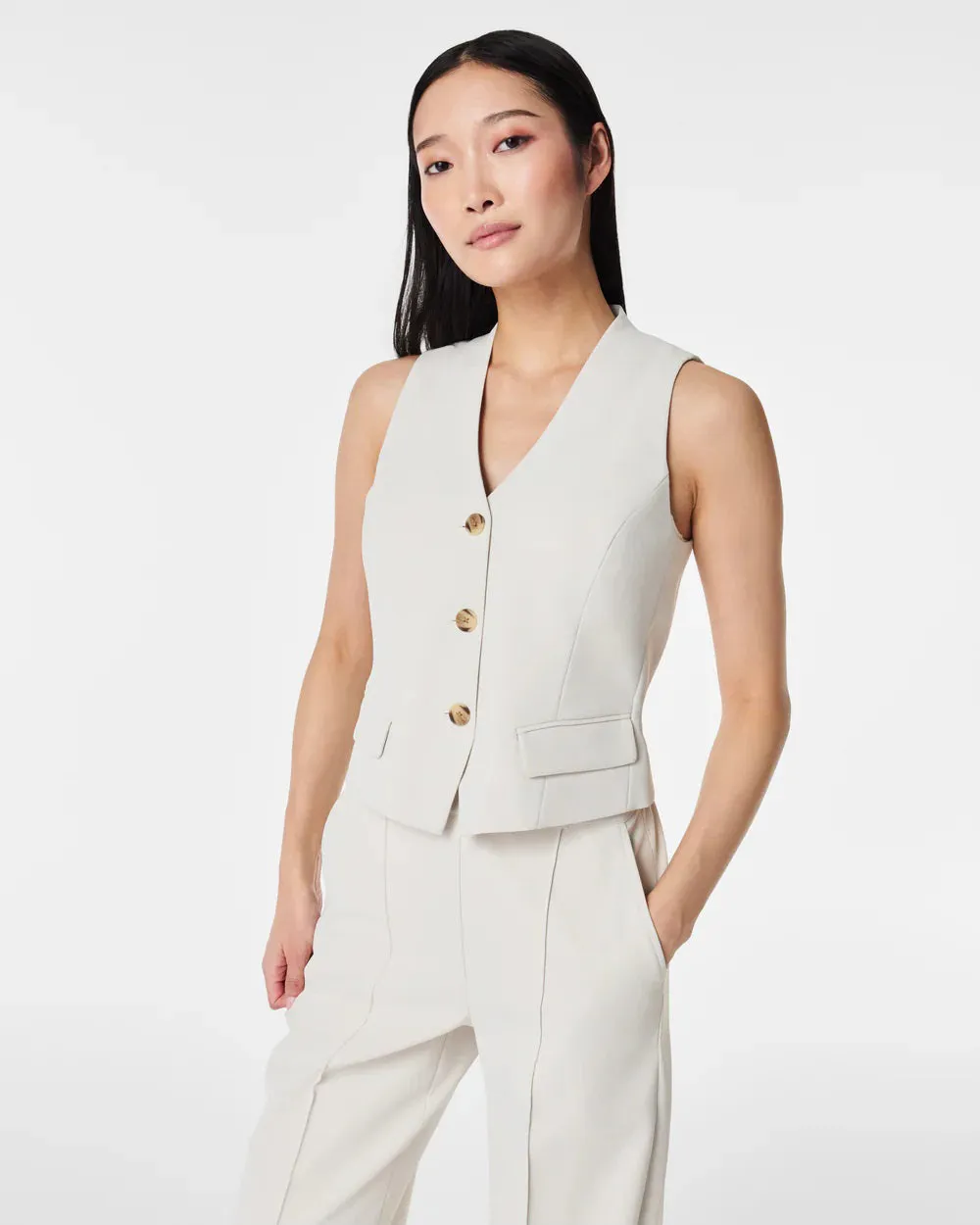 SPANX - CAREFREE CREPE VEST