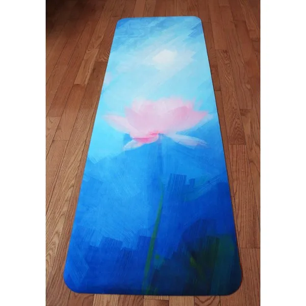 UTOPIAT's Breathing Lotus - the premium eco yoga mat