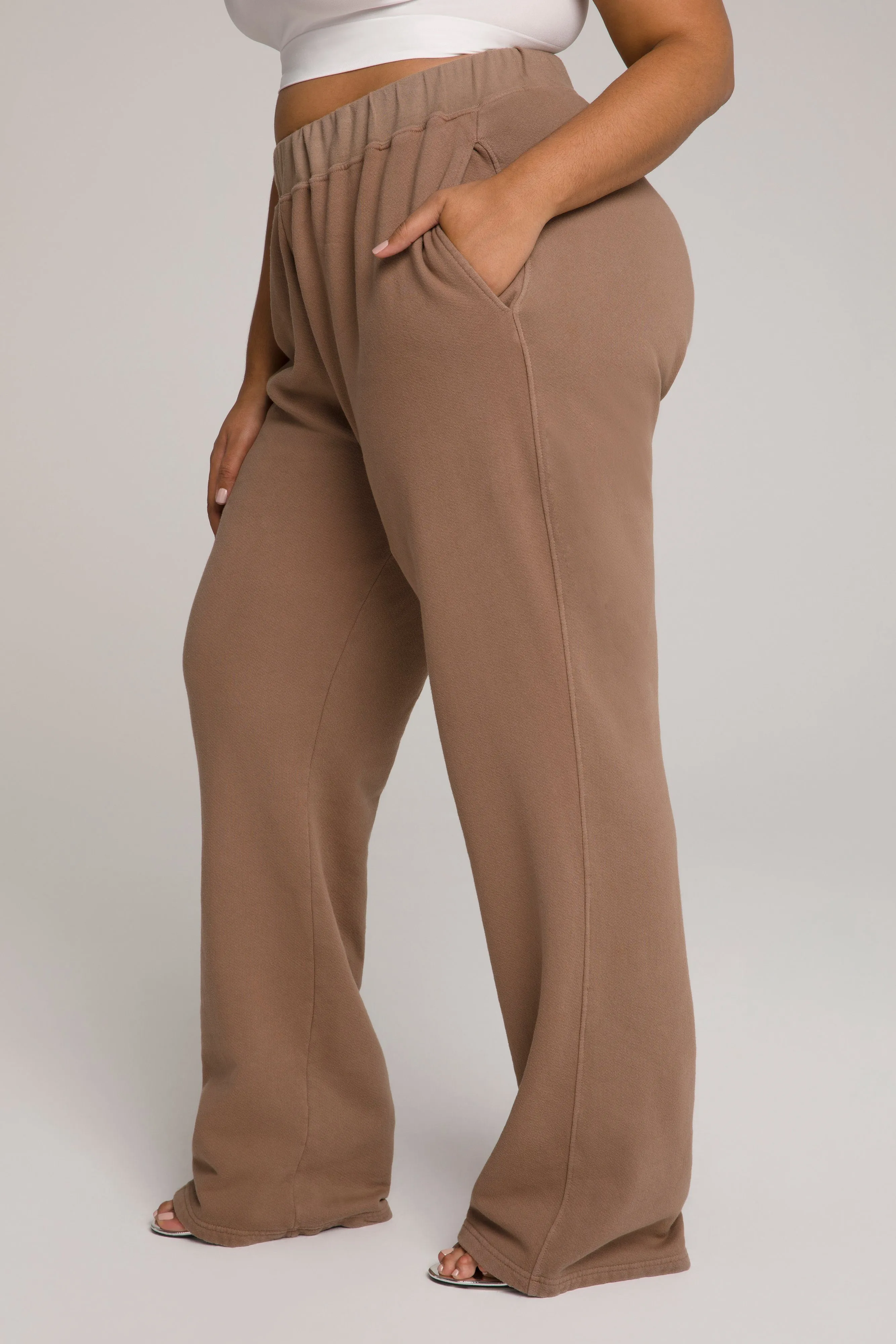 WIDE LEG SWEATPANTS | PUTTY001